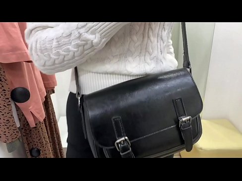 ❤️ 年輕婊子 FeralBerry 在試衣間用假陽具公開自慰 ❌ 肛視頻 在 zh-tw.fulldesisex.ru ﹏